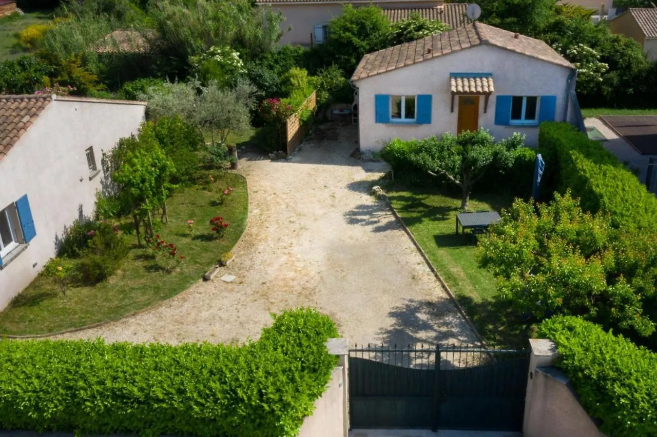 L'Instant Provence Villa Valreas 0*,  France